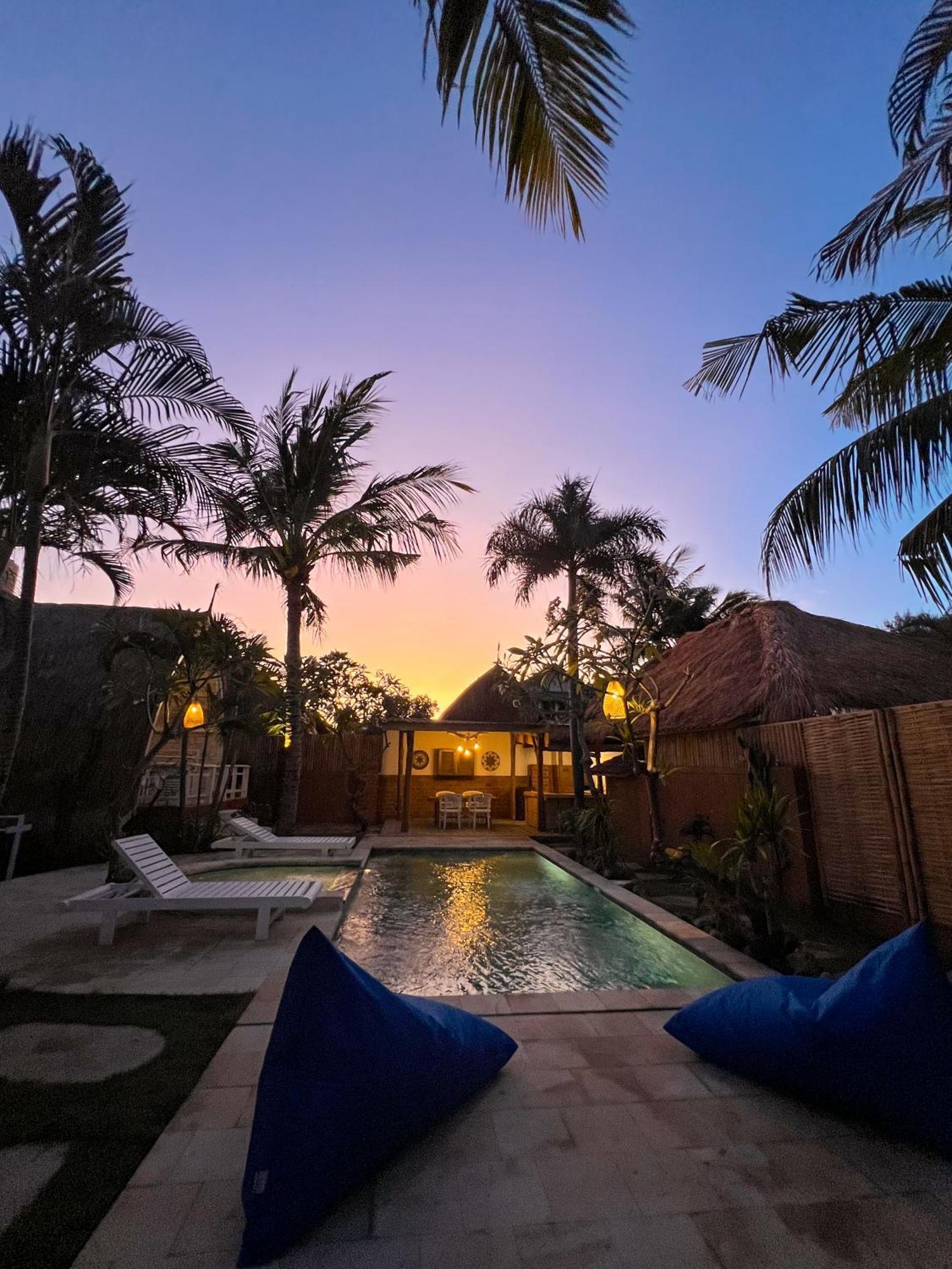 Coconut Dream Villas Гили Траванган Экстерьер фото